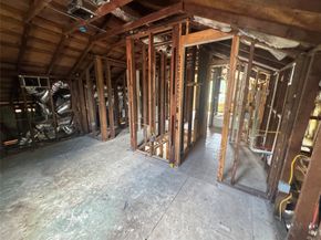 3838 Daphne Street, Houston TX 77021