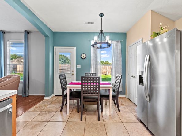 10722 Desert Springs Circle, Houston TX 77095