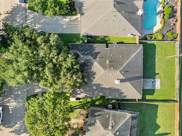 10722 Desert Springs Circle, Houston TX 77095