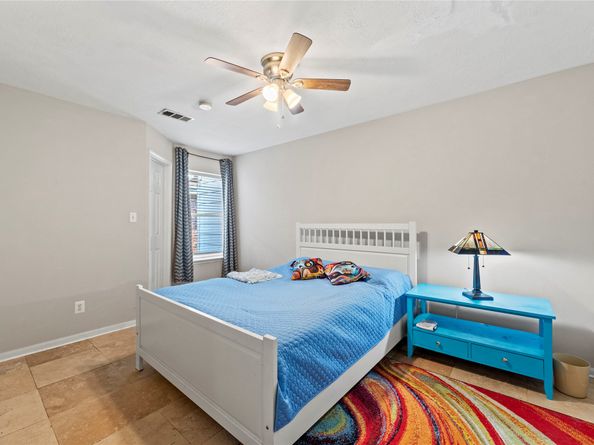 10722 Desert Springs Circle, Houston TX 77095