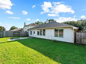 10722 Desert Springs Circle, Houston TX 77095