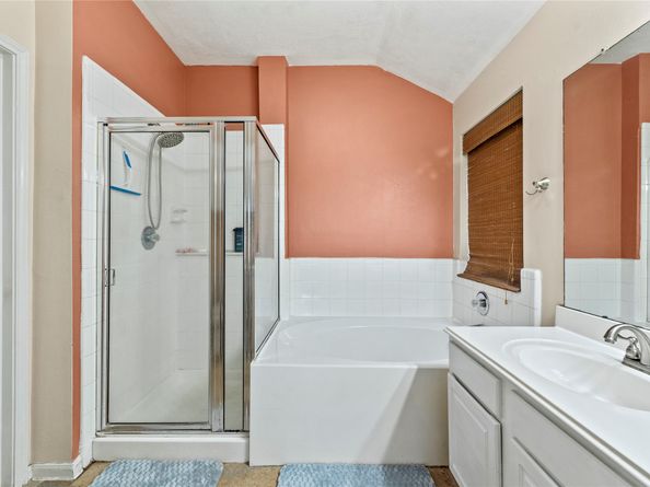 10722 Desert Springs Circle, Houston TX 77095