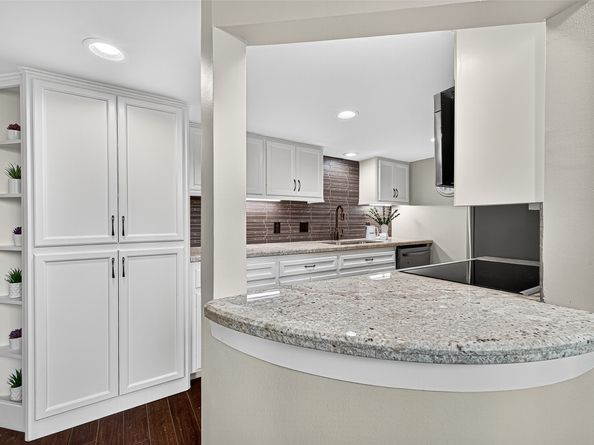 1100 Harvard Street 8, Houston TX 77008