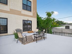 1100 Harvard Street 8, Houston TX 77008