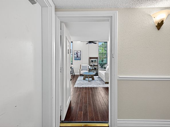 1100 Harvard Street 8, Houston TX 77008