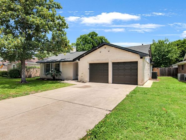 12734 Westella Drive, Houston TX 77077