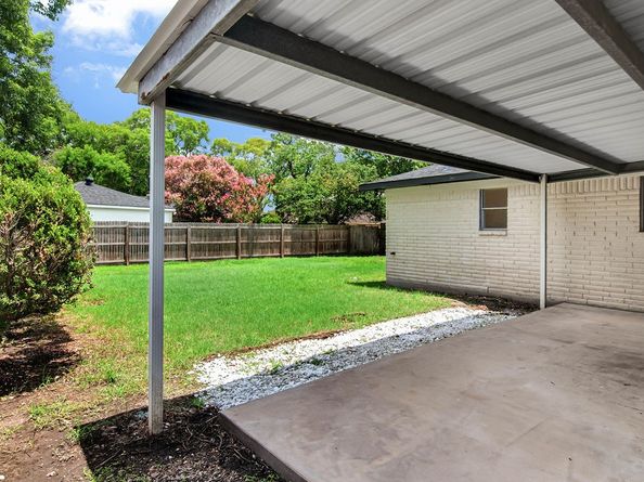 12734 Westella Drive, Houston TX 77077