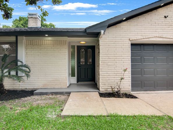 12734 Westella Drive, Houston TX 77077