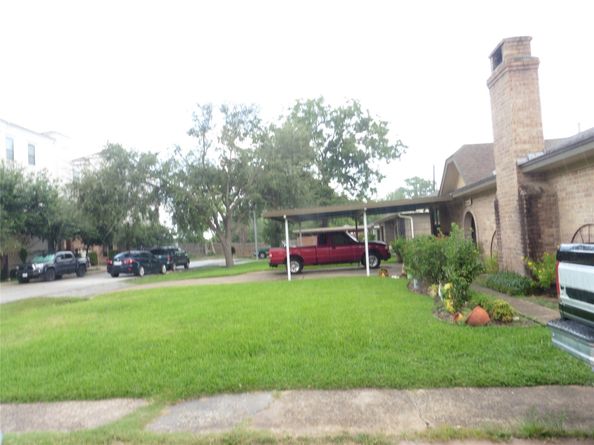 2402 Reinerman Street, Houston TX 77007