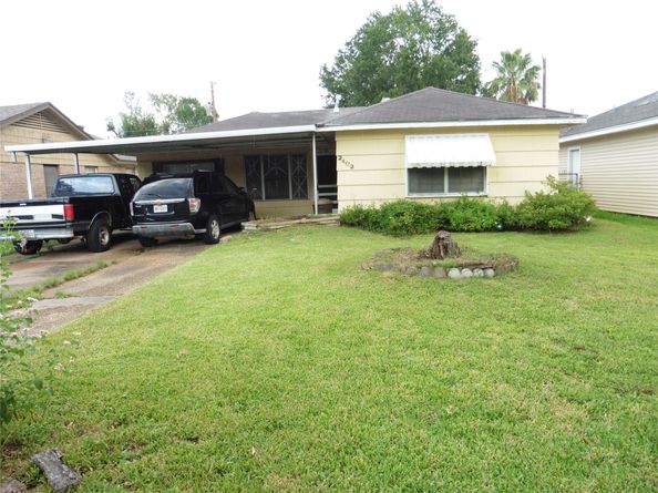 2402 Reinerman Street, Houston TX 77007