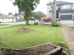 2402 Reinerman Street, Houston TX 77007