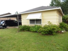 2402 Reinerman Street, Houston TX 77007
