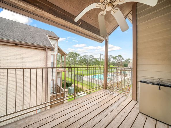 8359 Sands Point Drive 218, Houston TX 77036