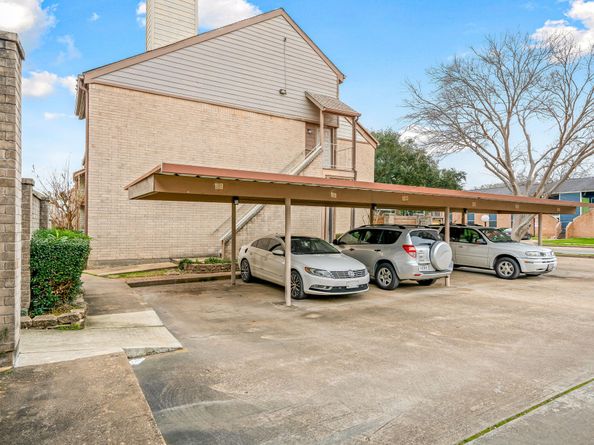 8359 Sands Point Drive 218, Houston TX 77036