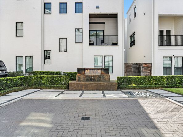 5334 Chandler Street, Houston TX 77007