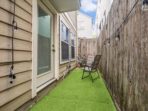 1714 Bailey Street, Houston TX 77019