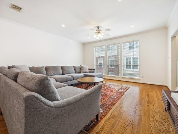1714 Bailey Street, Houston TX 77019