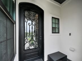 3711 Somerset Commons Lane, Houston TX 77055