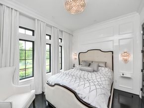 3711 Somerset Commons Lane, Houston TX 77055
