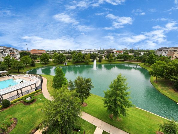 3711 Somerset Commons Lane, Houston TX 77055
