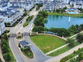 3711 Somerset Commons Lane, Houston TX 77055