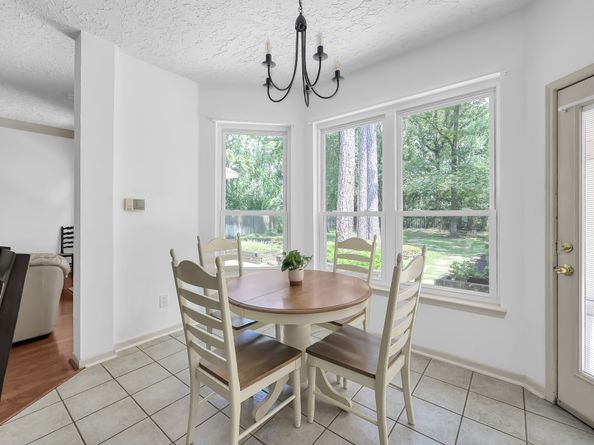 22 Pebble Hollow Court, The Woodlands TX 77381