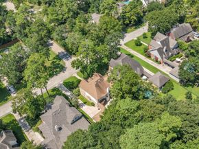 22 Pebble Hollow Court, The Woodlands TX 77381