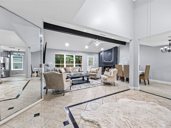 6822 Escondido Drive, Houston TX 77083