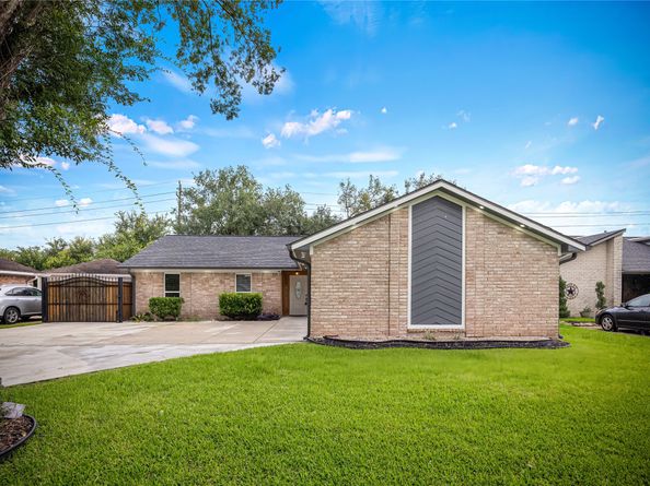6822 Escondido Drive, Houston TX 77083