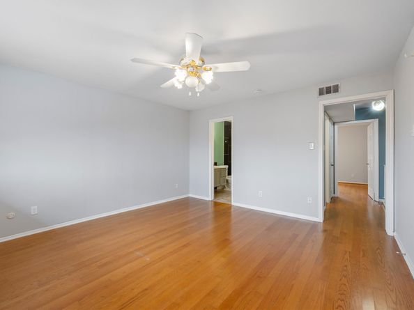 515 Tallowood Road 61, Houston TX 77024
