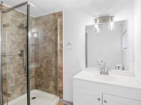 3719 Zephyr Street, Houston TX 77021