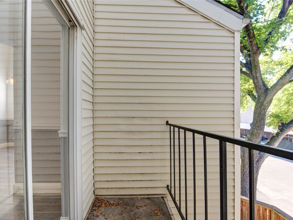 9809 Richmond Avenue D5, Houston TX 77042