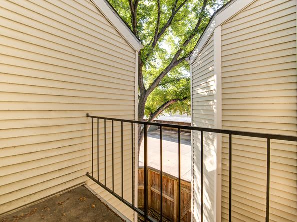 9809 Richmond Avenue D5, Houston TX 77042