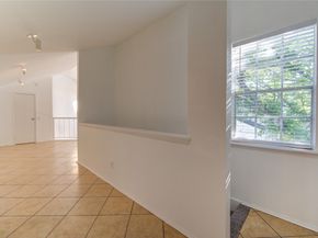 9809 Richmond Avenue D5, Houston TX 77042