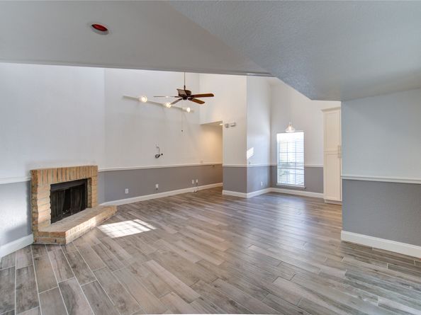 9809 Richmond Avenue D5, Houston TX 77042