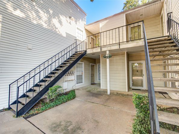 9809 Richmond Avenue D5, Houston TX 77042