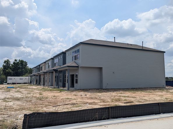 2807 Peacock Green Way, Houston TX 77047