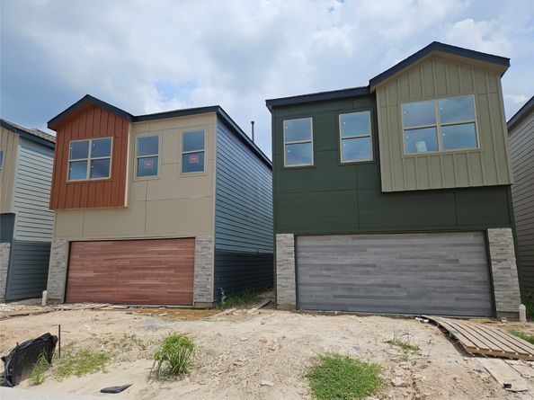 2807 Peacock Green Way, Houston TX 77047