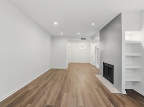 2100 Tanglewilde Street 625, Houston TX 77063