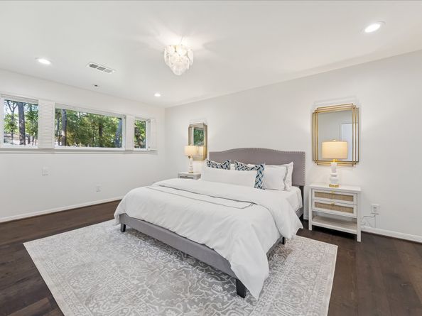 10806 Bridlewood Street, Houston TX 77024