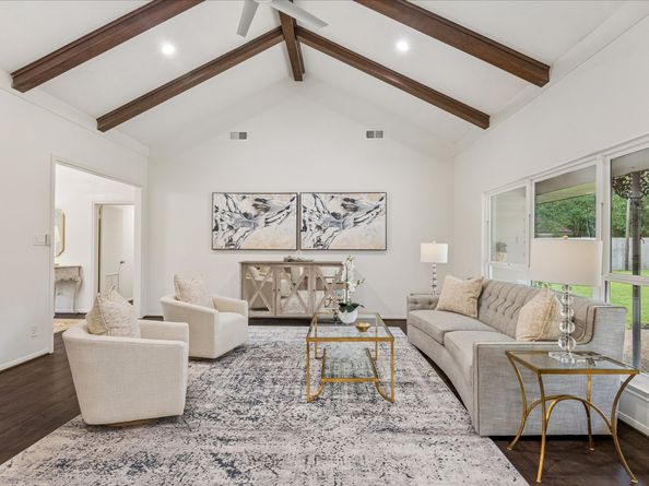 10806 Bridlewood Street, Houston TX 77024