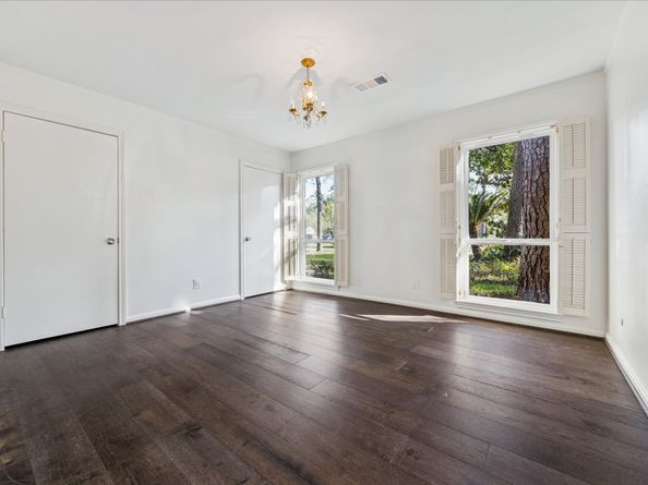 10806 Bridlewood Street, Houston TX 77024