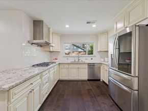 10806 Bridlewood Street, Houston TX 77024