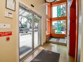 5712 Val Verde Street, Houston TX 77057