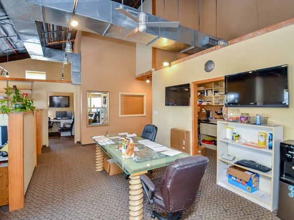 5712 Val Verde Street, Houston TX 77057