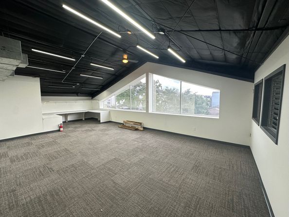5712 Val Verde Street, Houston TX 77057