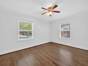 5111 Creekbend Drive, Houston TX 77035