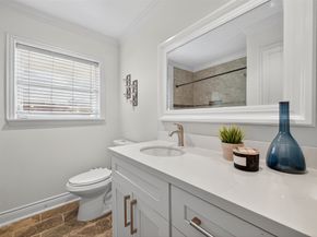5111 Creekbend Drive, Houston TX 77035