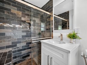 5111 Creekbend Drive, Houston TX 77035