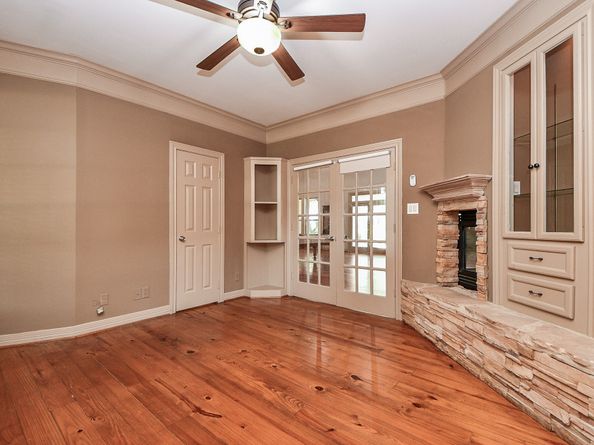 1240 Bingle Road, Spring Valley Village TX 77055
